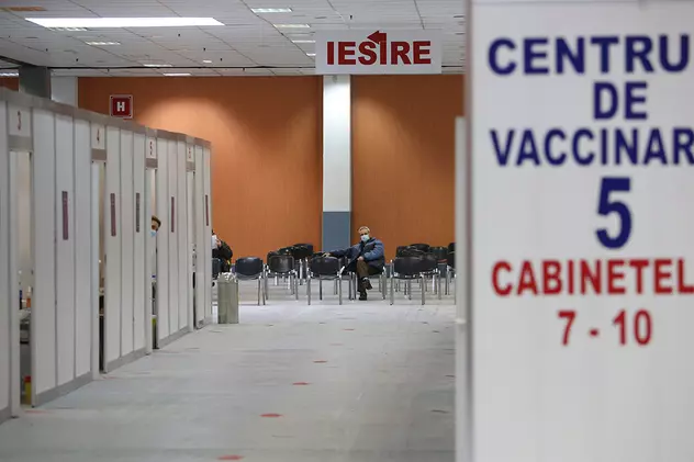 11 centre de vaccinare închise temporar și 127 cu program redus, după ce numărul persoanelor care vor să se imunizeze a scăzut