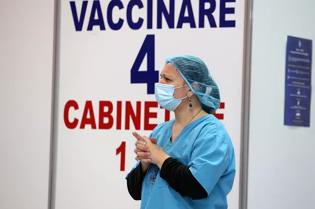 Centru de vaccinare. Foto: Dumitru Angelescu / Libertatea