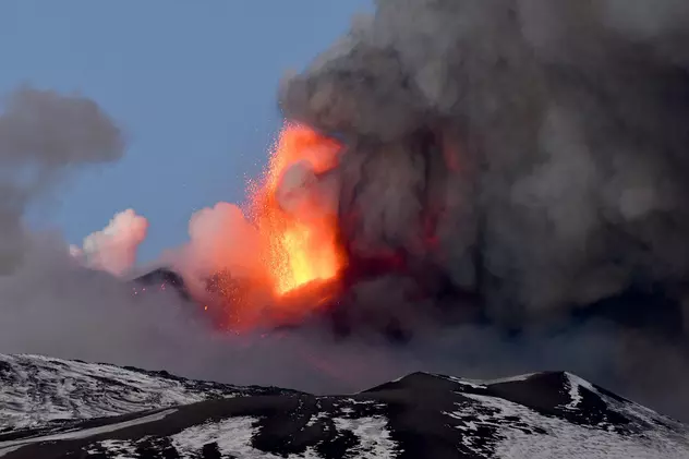 VIDEO | Erupție spectaculoasă a vulcanului Etna, cea mai puternică din ultimii ani