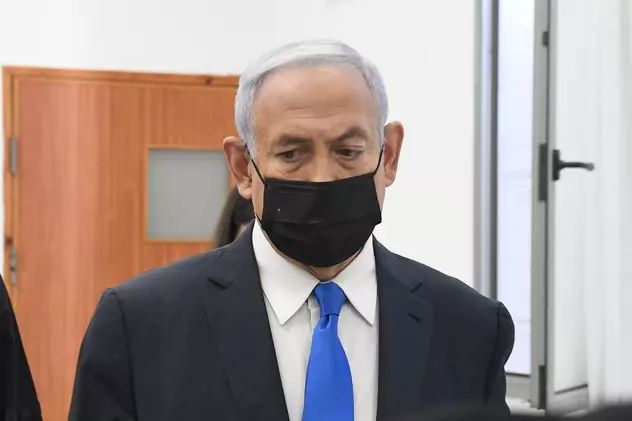 Premierul israelian Netanyahu a pledat nevinovat în procesul în care este acuzat de corupţie. Oamenii îi cer demisia