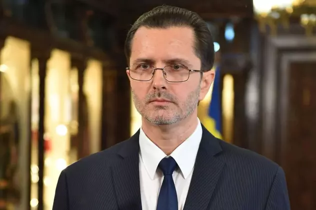 Vasile Bănescu: Preoții care transmit mesaje antivaccinare ar trebui sancţionați