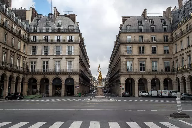 Parisul, dezolant în prima zi de lockdown. Mulți locuitori au părăsit capitala ca să scape de carantină