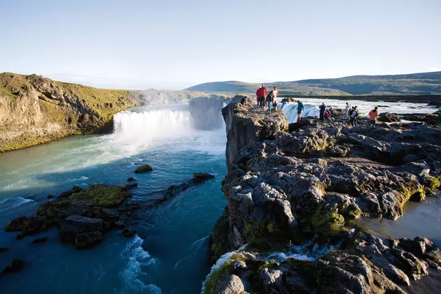 Islanda anunță că își deschide granițele pentru turiștii vaccinați împotriva COVID