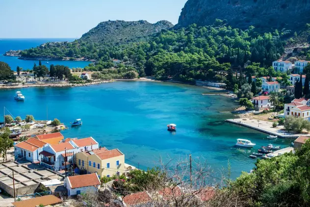 VIDEO Grecia anunță că primește turiști de vineri. Care sunt condițiile de intrare în țară