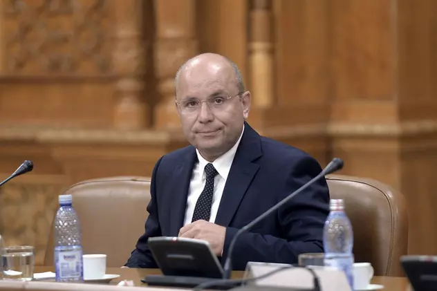 VIDEO Cozmin Gușă, chestionat de Denise Rifai: „Ați șantajat politicieni cu dosare sexuale?”