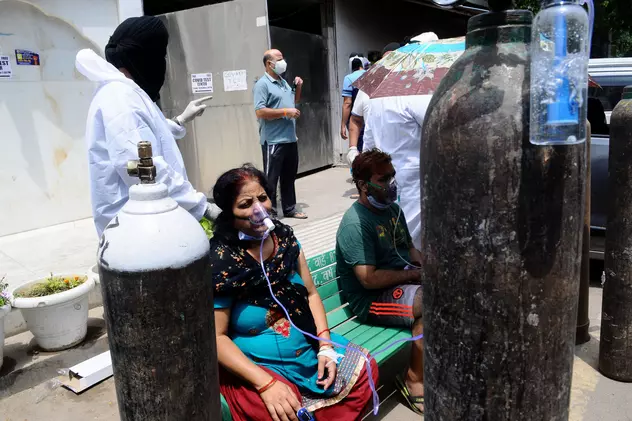Marea Britanie mai trimite 1.000 de respiratoare ca ajutor pentru India îngenuncheată de Covid