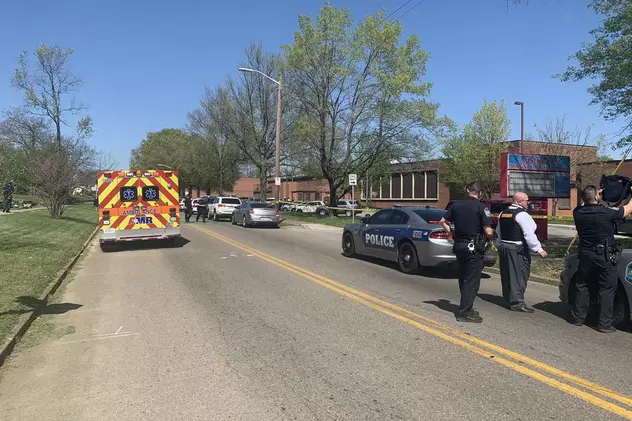 Atac armat într-un liceu din Tennessee. Mai multe persoane au fost împușcate