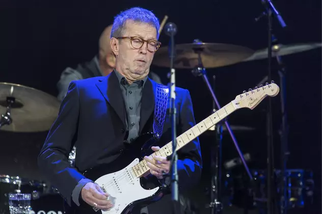 Eric Clapton s-a vaccinat cu AstraZeneca. Ce reacții adverse a avut cântărețul