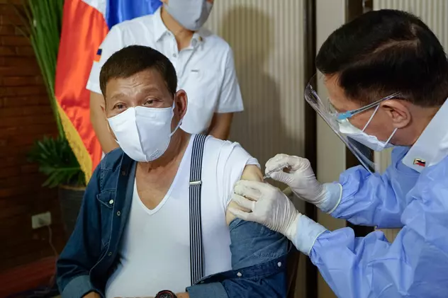 Președintele din Filipine a cerut arestarea nevaccinaților care încalcă ordinele de a rămâne acasă