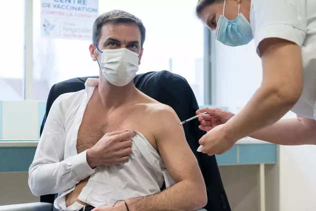 Ministrul francez al sănătății a făcut rapelul cu Moderna, după ce primise prima doză cu vaccinul AstraZeneca