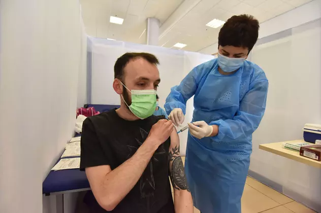 O nouă tranșă de vaccin AstraZeneca a ajuns în România