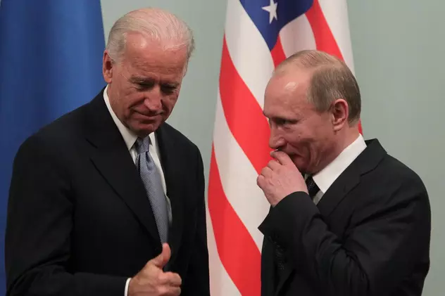 Vladimir Putin l-a numit pe Donald Trump un „individ colorat”, iar pe Joe Biden, un „om de carieră”