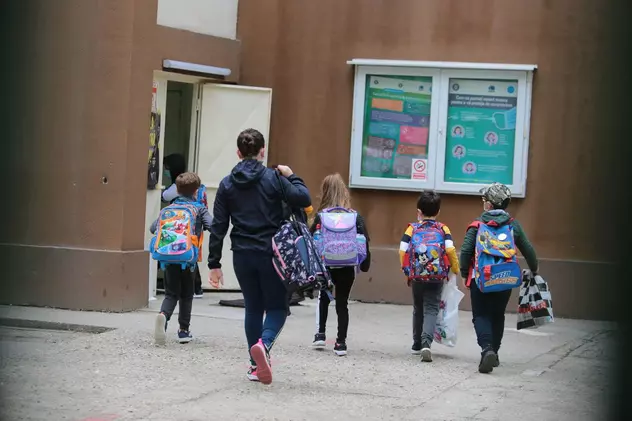 Când încep înscrierile și reînscrierile la grădiniță pentru noul an școlar. Anunțul Ministerului Educației