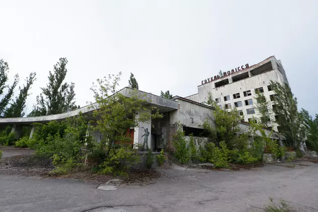 Reactorul nuclear de la Cernobîl s-ar fi „trezit”. Specialist: „Este ca jăraticul într-un grătar”