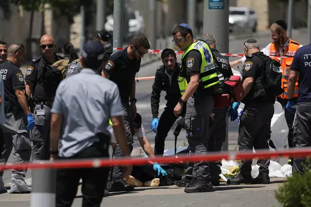 Atac în Ierusalim. Doi israelieni au fost înjunghiați, iar agresorul, împușcat mortal de polițiști