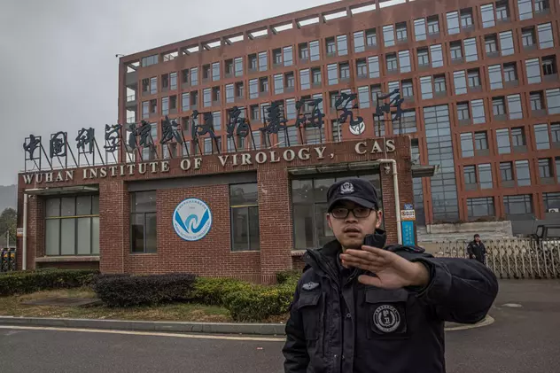 Cercetători din Wuhan, spitalizați cu simptome suspecte încă din noiembrie 2019
