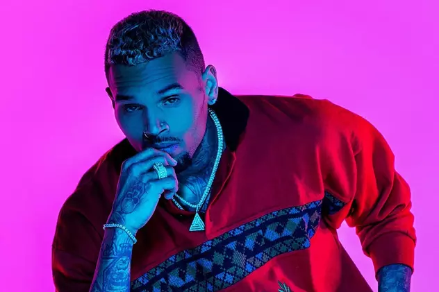 Chris Brown, acuzat că a lovit o femeie în Los Angeles. Cântărețul nu e la primul episod violent