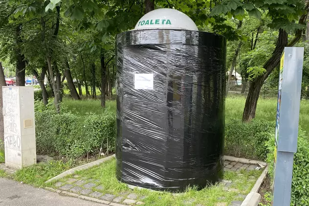 Datoriile Primăriei Capitalei au închis o sută de toalete publice automate în București