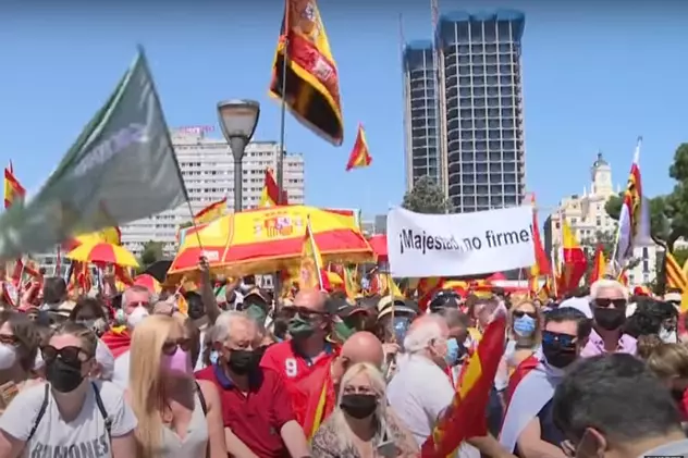 Mii de spanioli au protestat față de grațierea liderilor separatiști catalani