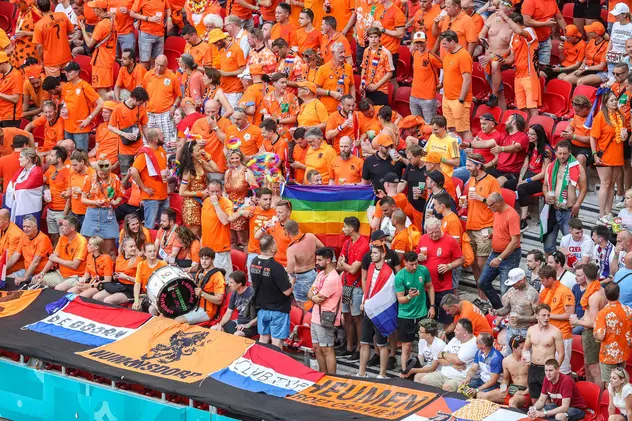 Poliția ungară a confiscat steagurile LGBT ale suporterilor, înaintea meciului Olanda-Cehia de la Euro 2020