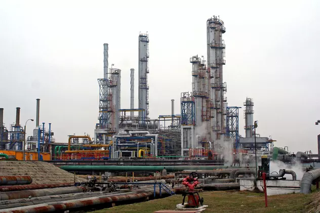 Rusia închide conducta prin care România importă petrol din Kazahstan. Aceasta alimenta rafinăria Petromidia