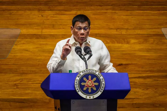 Oficialii filipinezi vor fi sancționați din cauza ritmului lent de vaccinare. Câte doze vrea președintele Duterte să fie administrate zilnic