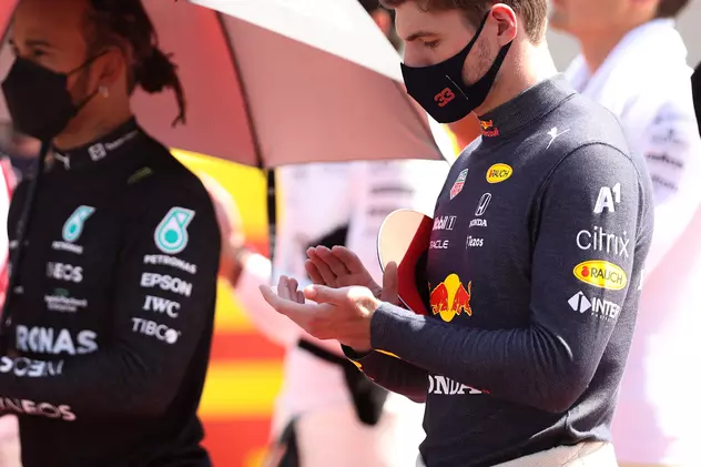 Scandal în Formula 1, după accidentul lui Hamilton cu Verstappen. „Lipsit de respect” și „nesportiv”