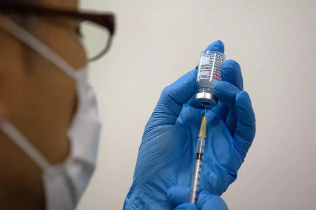 O nouă tranșă de vaccin Moderna a ajuns miercuri în România