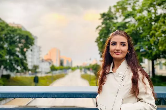 Prima refugiată afgană cu o bursă de studii în România: „Nu ne simțeam în siguranță nici cu americanii. Nimeni nu-i poate controla pe talibani”