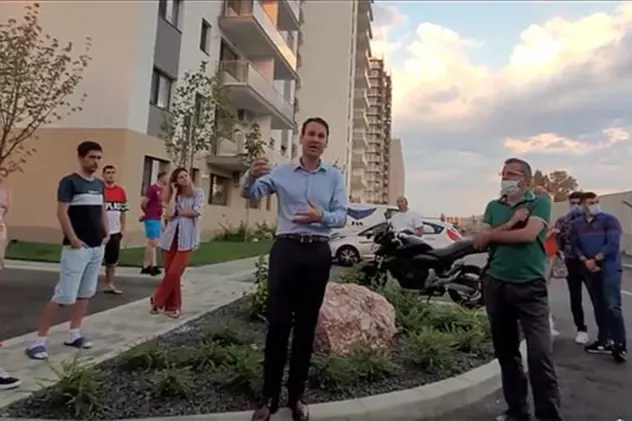 Primăria lui Negoiță, amendată în urma reclamației ansamblului de blocuri construit de familia Negoiță!