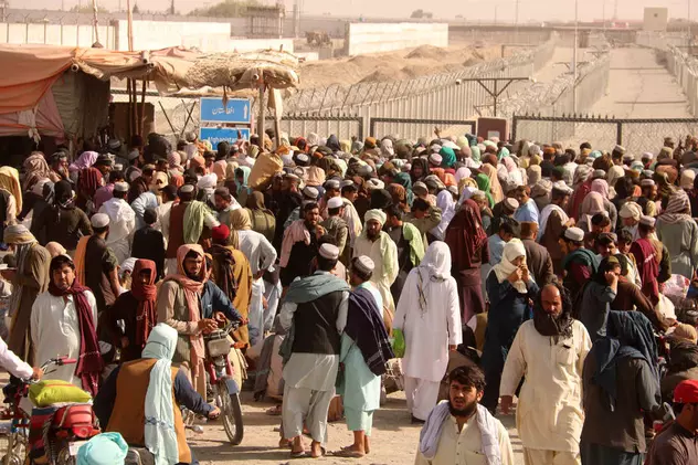Temeri privind o nouă criză a refugiaților în Europa, după ce talibanii au cucerit mai multe orașe din Afganistan