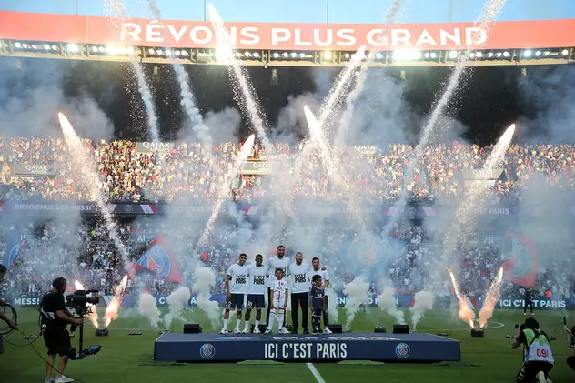 Atmosferă explozivă pe Parc des Princes din Paris, unde Messi a fost prezentat fanilor PSG