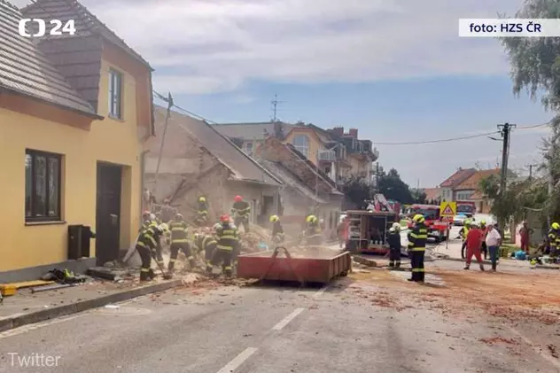 Cel puțin două persoane au murit, după ce o clădire s-a prăbușit în urma unei explozii în Cehia