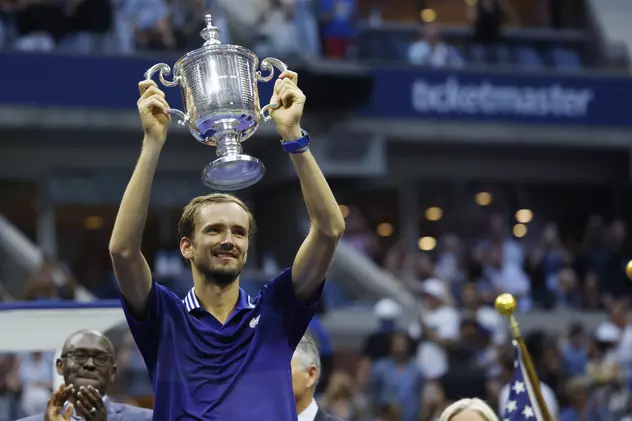 Daniil Medvedev l-a învins pe liderul mondial Novak Djokovic și a câștigat US Open