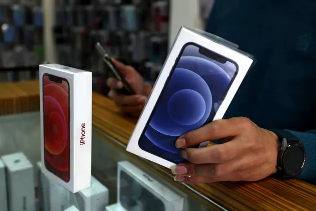 Apple nu mai are voie să vândă iPhone 12 și 13 în Columbia, după o decizie a instanței din Bogota
