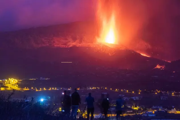 85 de zile de erupție, fără oprire. Vulcanul din Canare a doborât un record