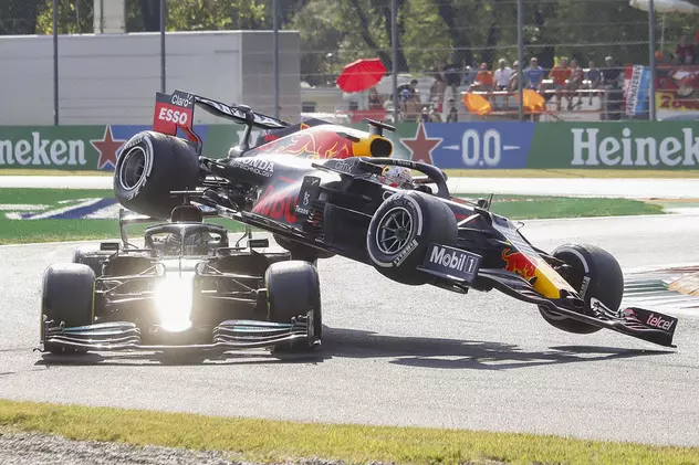 Accident spectaculos între Hamilton și Verstappen. Daniel Ricciardo a profitat și a câștigat Marele Premiu de Formula 1 al Italiei