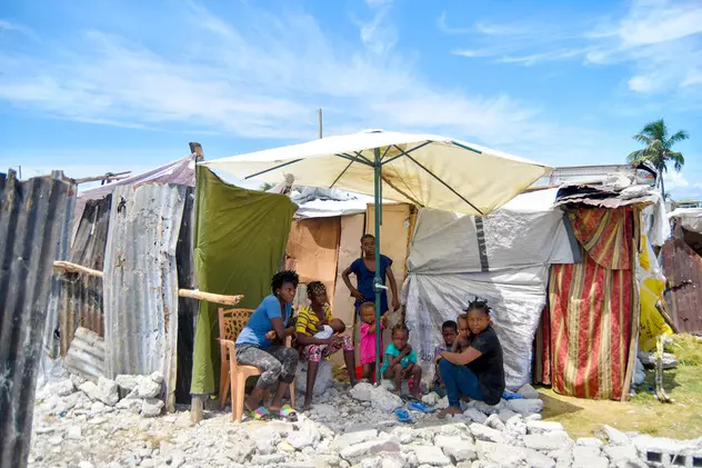 Criză umanitară în Haiti: 400.000 de persoane nu au primit niciun sprijin la peste o lună de la cutremurul de 7,2 grade
