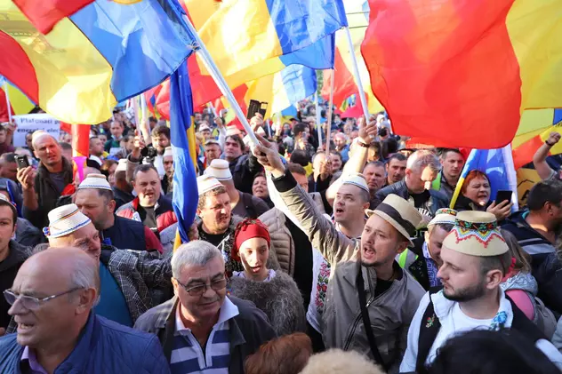 REPORTAJ. Cum se vede România din mijlocul miilor de protestatari