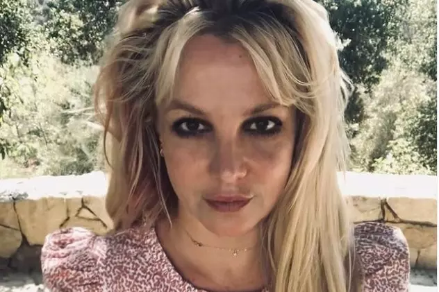 Britney Spears a pozat complet goală, după ce a scăpat de tutela tatălui. Imaginile le-a postat pe Instagram