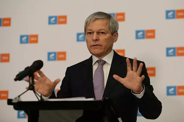 Dacian Cioloș, despre desemnarea lui Nicolae Ciucă premier: Un semnal deloc bun. O capitulare a politicului