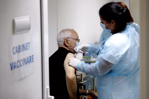 Ce a răspuns ministrul sănătății când a fost întrebat dacă vaccinarea va fi obligatorie în România