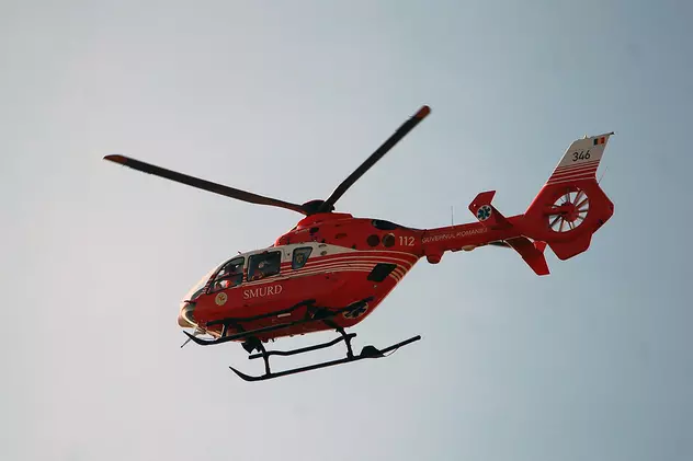 Cinci răniți, între care și un copil, preluați cu elicopterele, după ce s-au răsturnat cu o căruță în satul Letea din Delta Dunării