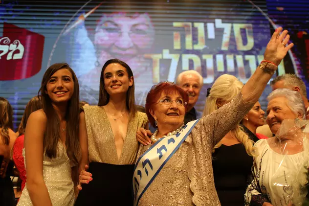 O străbunică de 86 de ani, născută în România, încoronată „Miss Holocaust Survivor” la un concurs din Israel