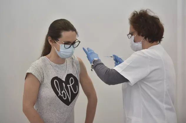 Şase societăţi medicale din România cer Guvernului să aloce fondurile necesare pentru vaccinarea anti-HPV