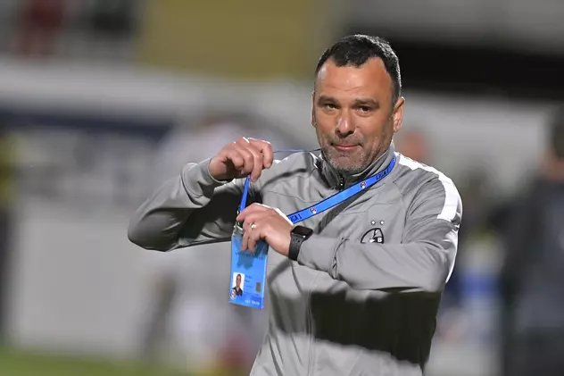 Antrenorul FCSB, Toni Petrea, confirmat cu COVID