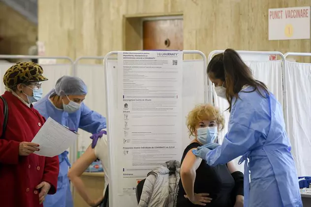 7,5 milioane de români, vaccinați cu prima doză. În ultimele 24 de ore s-au imunizat aproape 100.000 de persoane