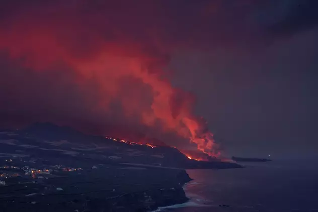 Vulcanul din La Palma a degajat, în două luni, o cantitate de dioxid de sulf cât toată Uniunea Europeană într-un an