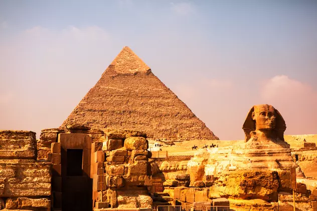 Cine a construit piramidele din Egipt. Ce spun documentele vremii despre celebrele construcții