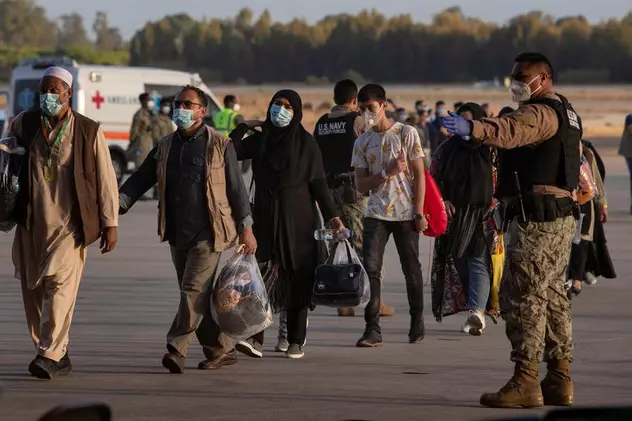 Comisia Europeană: 15 țări din Uniunea Europeană vor primi 40.000 de refugiați afgani